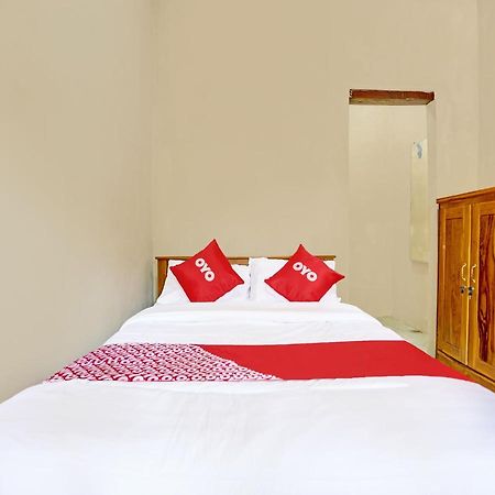 Oyo 91261 Cita Suraya Homestay Banyuwangi  Buitenkant foto
