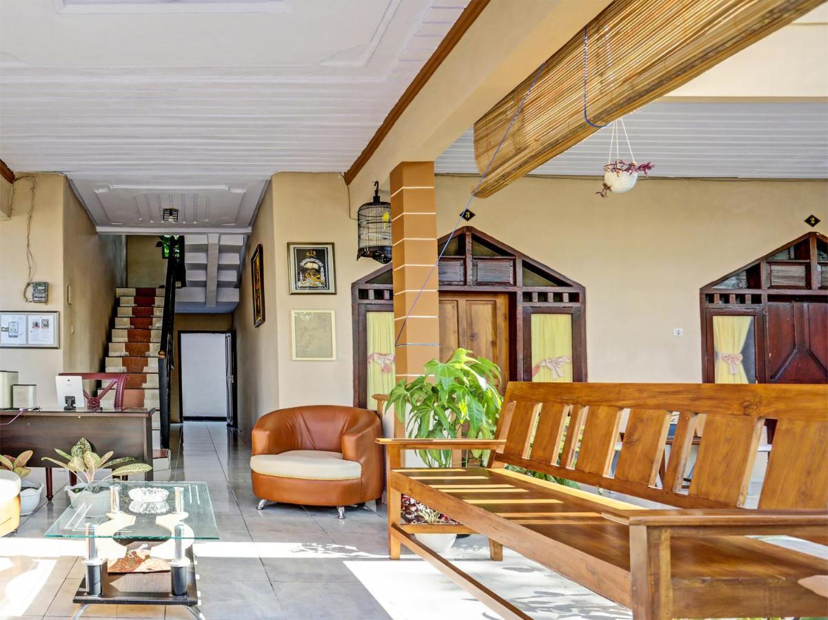 Oyo 91261 Cita Suraya Homestay Banyuwangi  Buitenkant foto