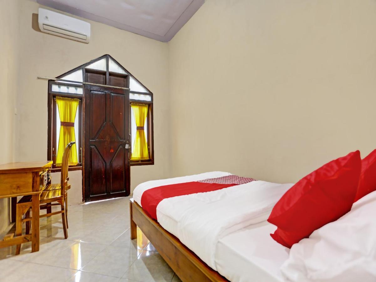 Oyo 91261 Cita Suraya Homestay Banyuwangi  Buitenkant foto
